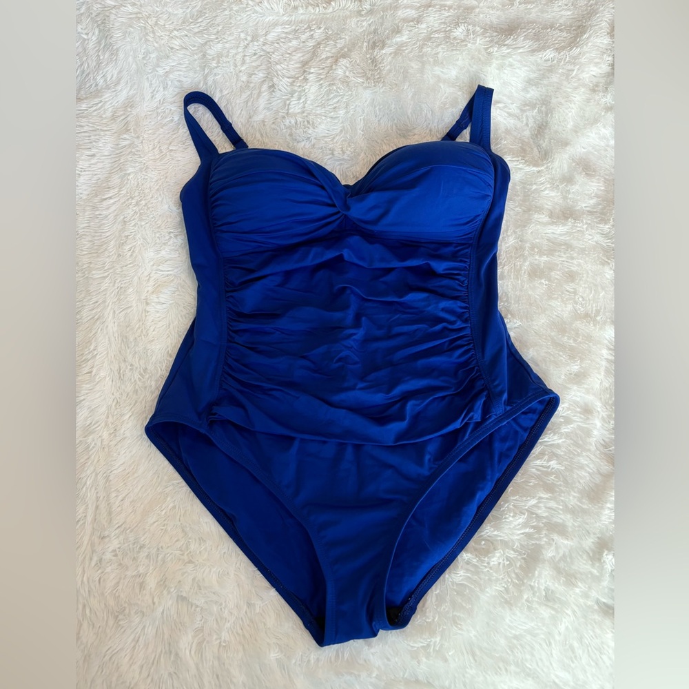 La Blanca one piece swimsuit